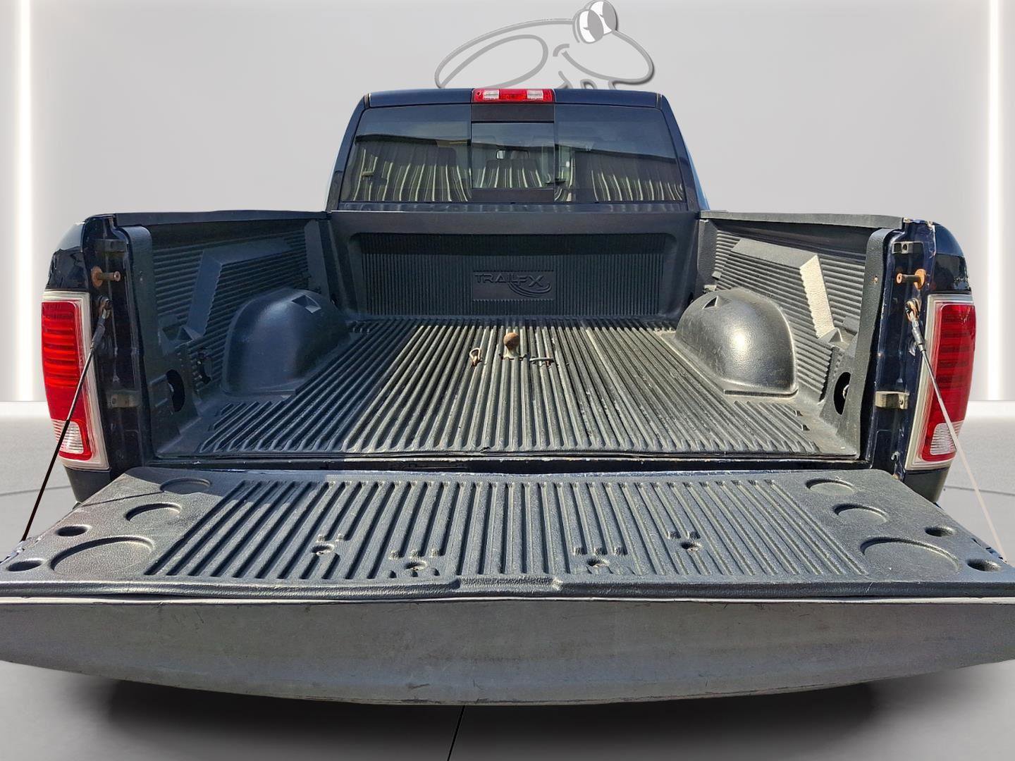 Used 2014 RAM 2500 Laramie w/ Protection Group image 25