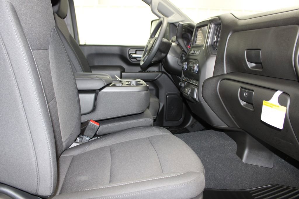 New 2026 Chevrolet Silverado 2500 Custom w/ Custom Value Package image 31