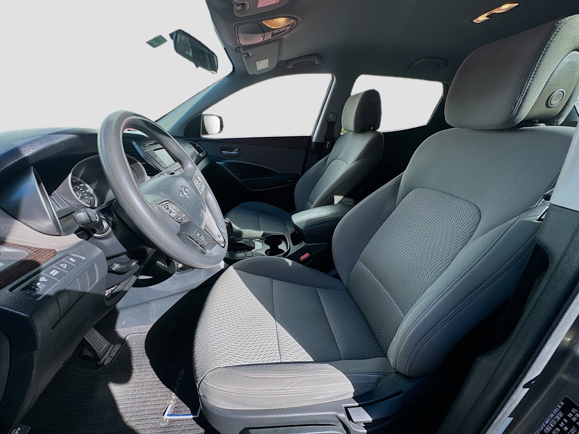 Used 2017 Hyundai Santa Fe Sport image 16