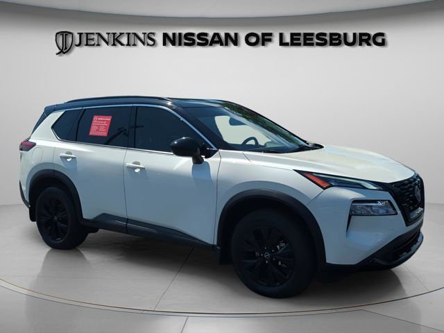 Certified 2023 Nissan Rogue SV w/ SV Premium B Package FWD image 1
