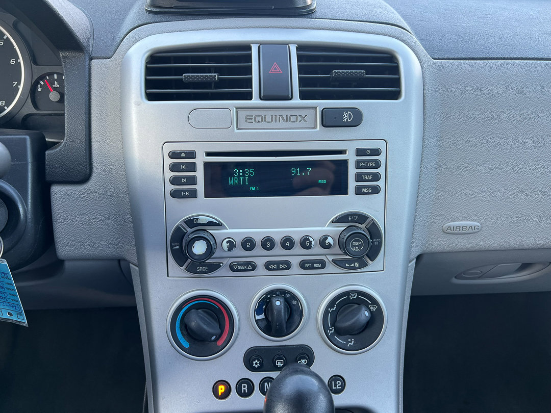 Used 2005 Chevrolet Equinox LS w/ Preferred Equipment Group image 15