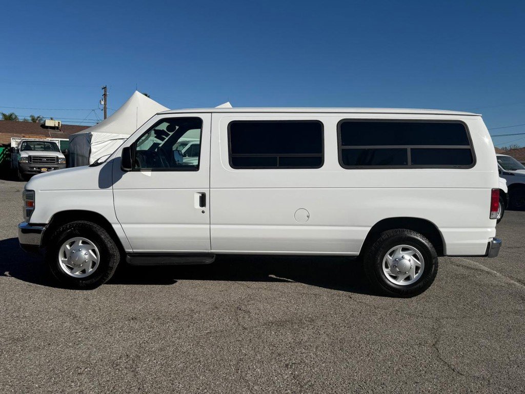 Used 2012 Ford E-250 and Econoline 250 w/ Premium Van Group image 10