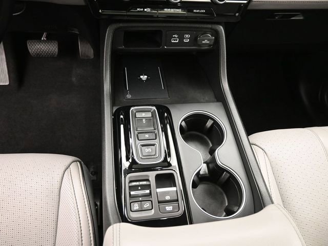 Used 2025 Honda Pilot Elite image 32