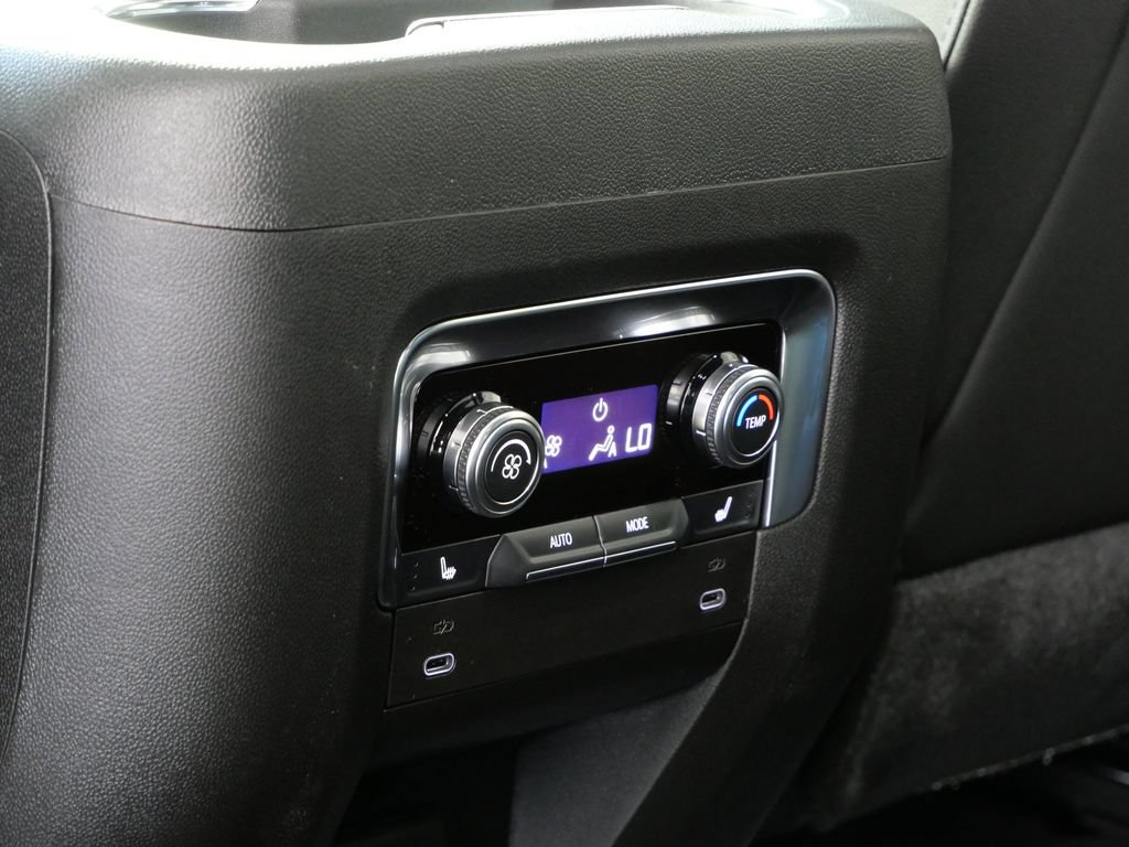 New 2026 GMC Yukon XL AT4 w/ AT4 Premium Package AWD/4WD image 17