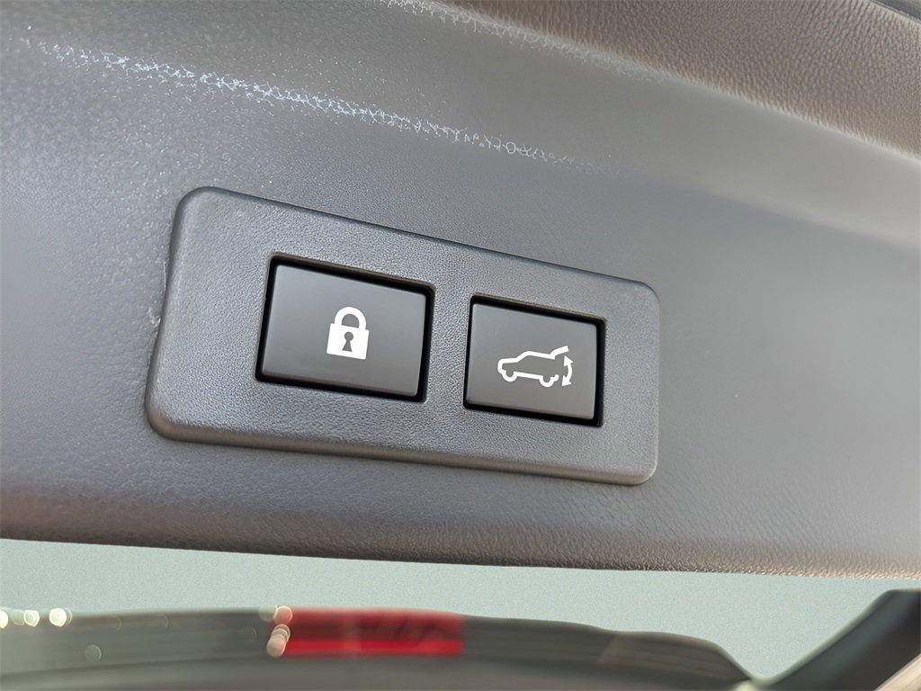 New 2025 Subaru Ascent Limited image 7