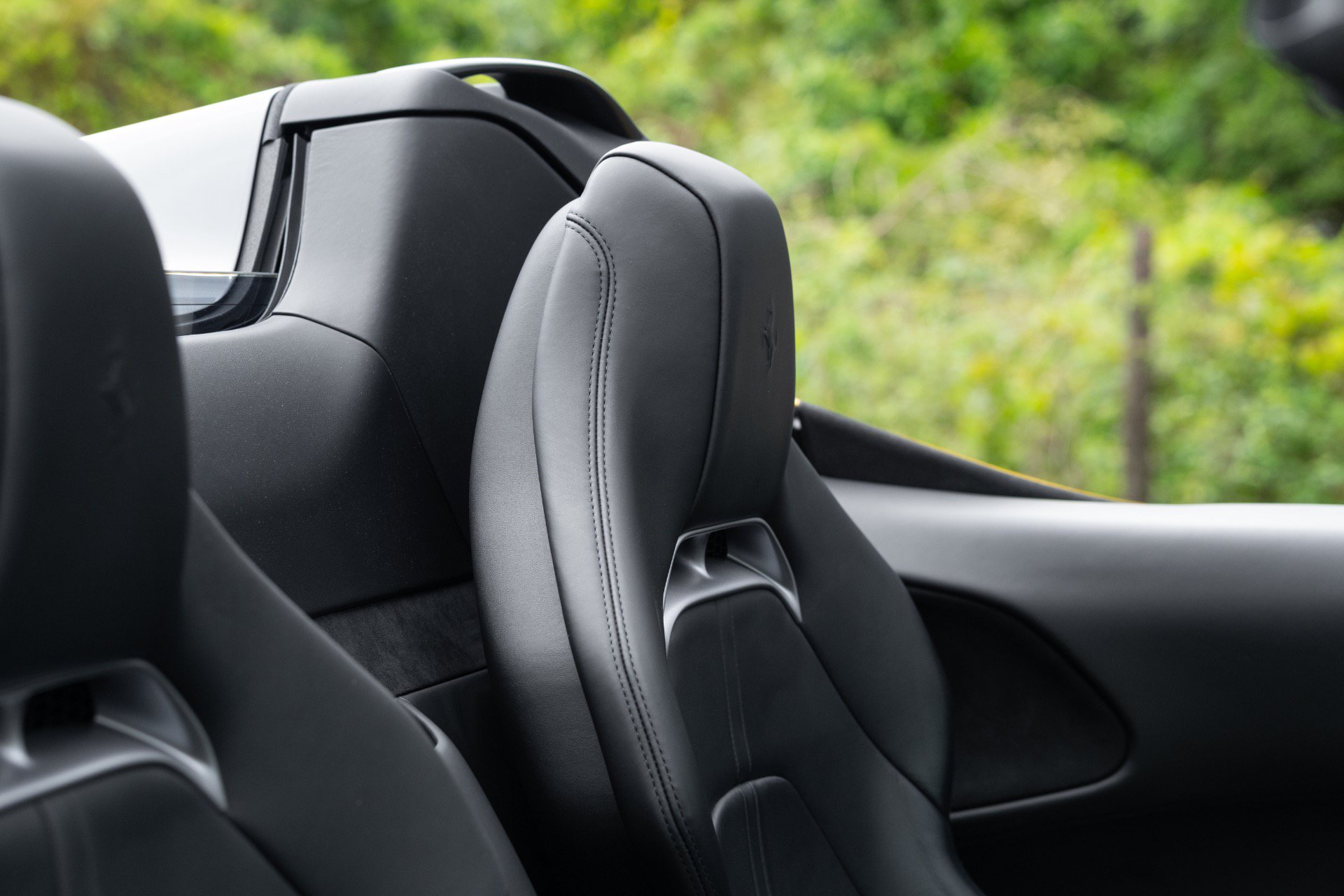 Used 2022 Ferrari SF90 Spider AWD/4WD image 69