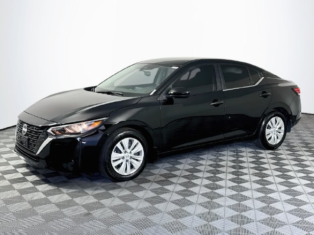Used 2025 Nissan Sentra S FWD image 4