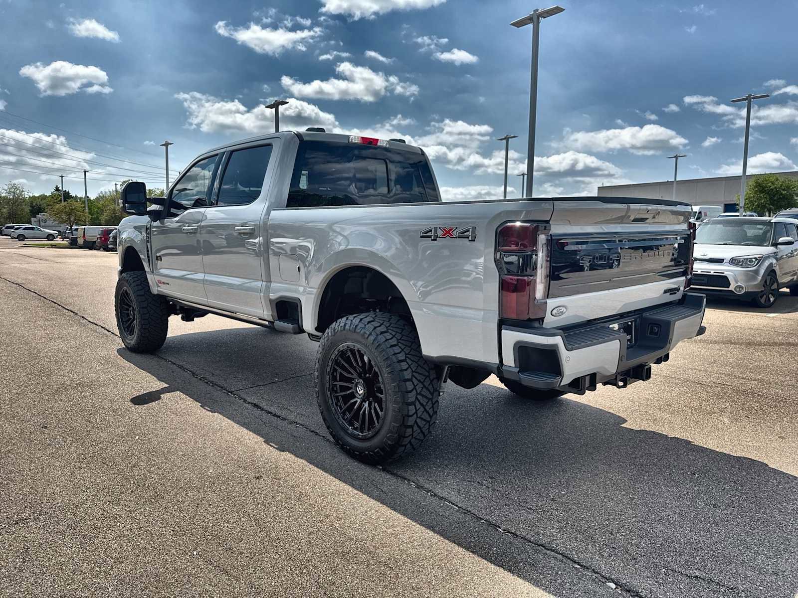 Used 2026 Ford F250 Platinum AWD/4WD image 6