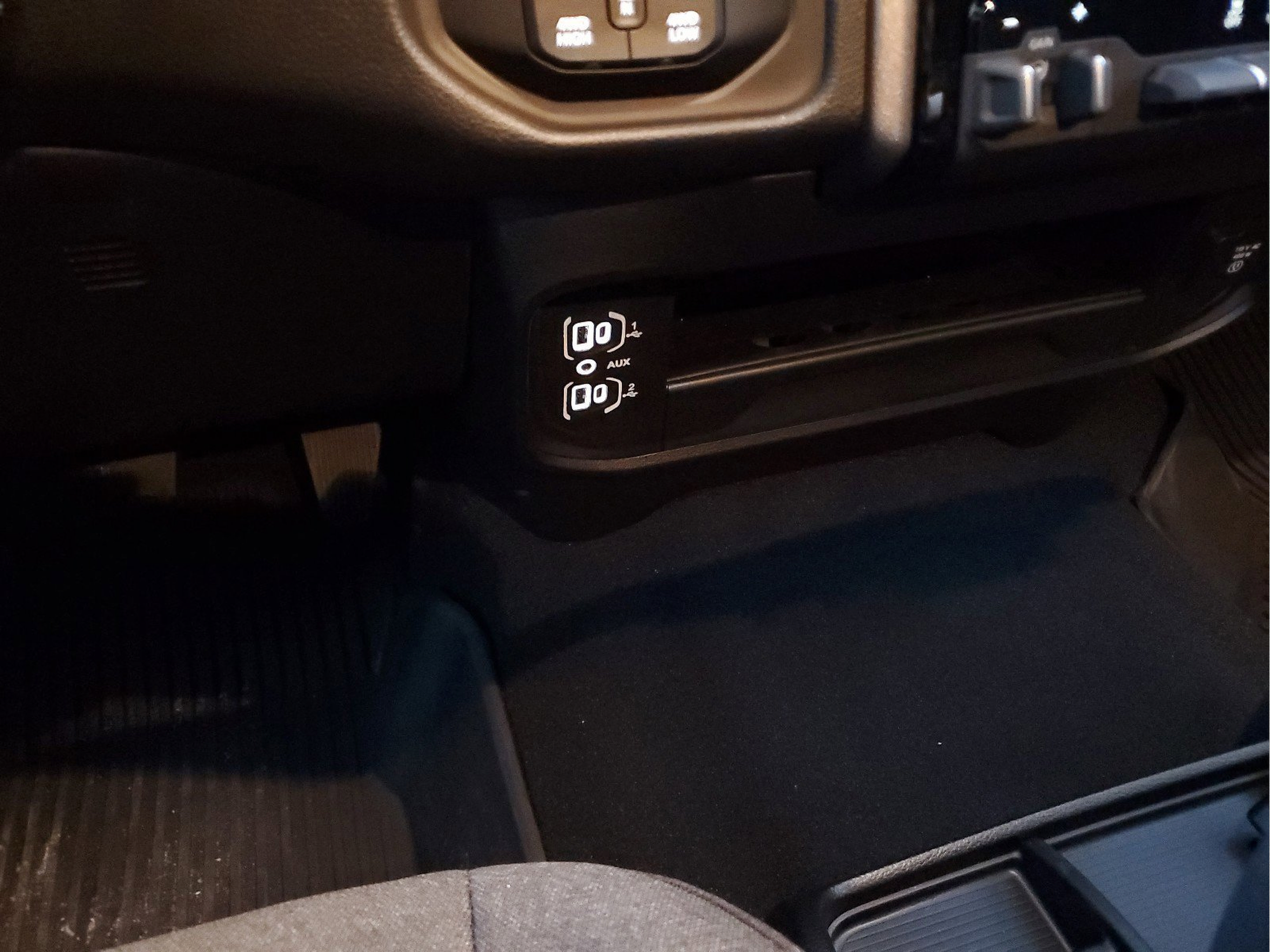 Used 2025 RAM 2500 Tradesman AWD/4WD image 20