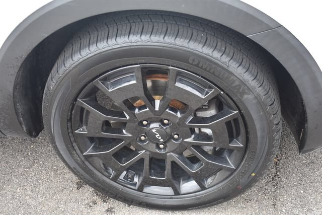 Used 2022 Kia Telluride EX w/ EX Premium Package AWD/4WD image 11