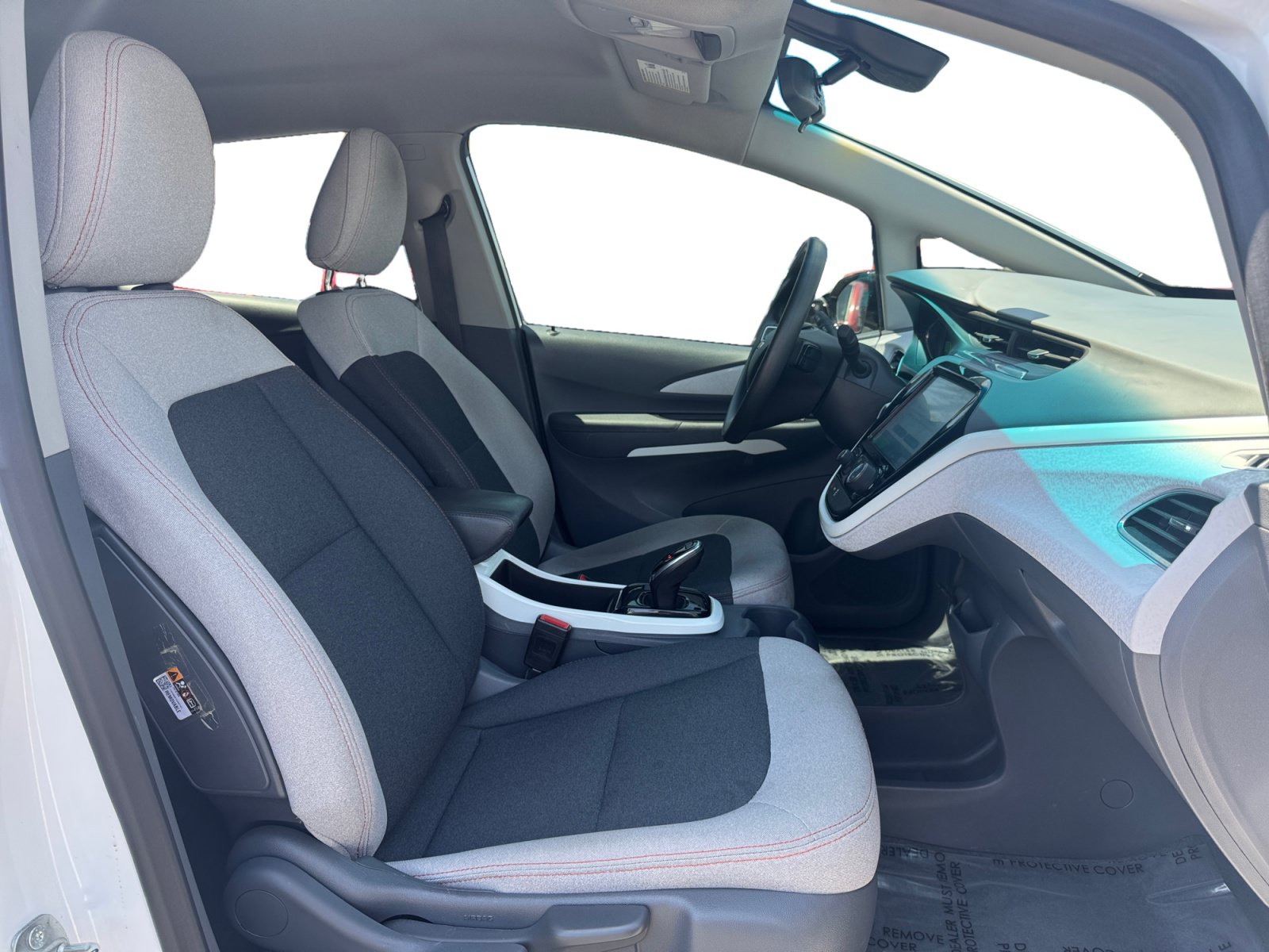 Used 2021 Chevrolet Bolt LT FWD image 15