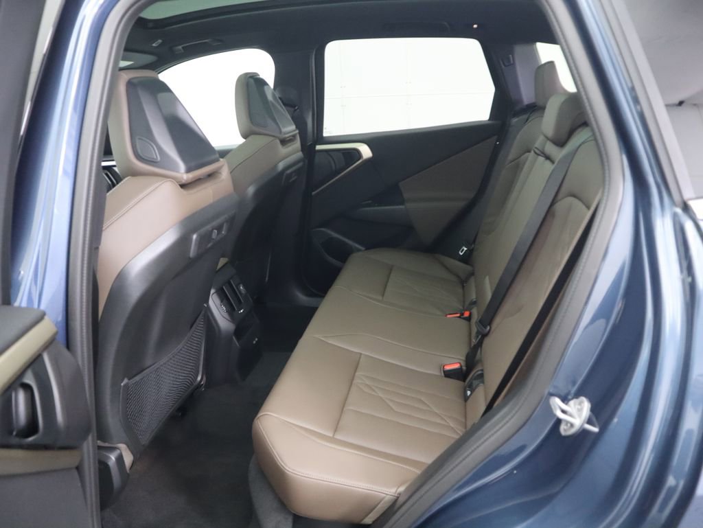 Certified 2025 BMW X3 xDrive30i w/ Convenience Package image 23