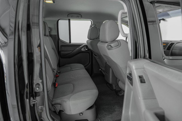 Used 2008 Nissan Frontier SE w/ SE Value Truck Pkg image 31
