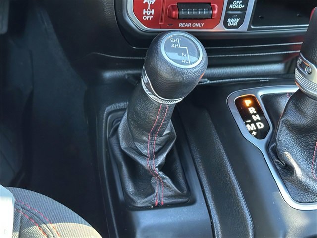 Used 2021 Jeep Wrangler Unlimited Rubicon w/ Cold Weather Group image 13