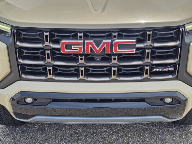Used 2023 GMC Canyon AT4X AWD/4WD image 8