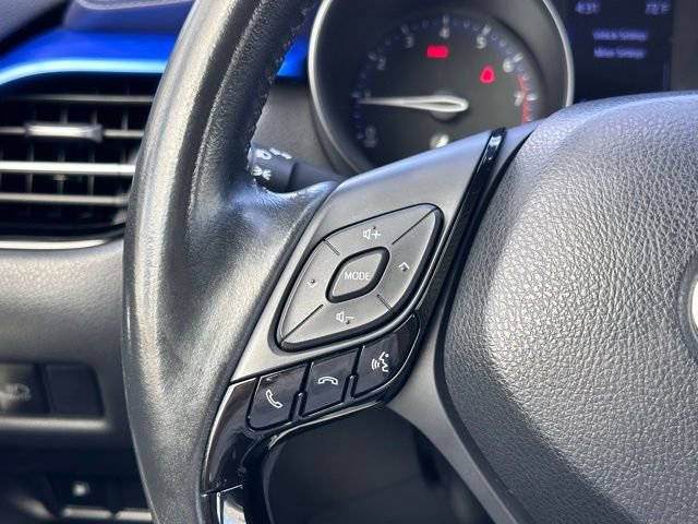 Used 2020 Toyota C-HR XLE FWD image 11