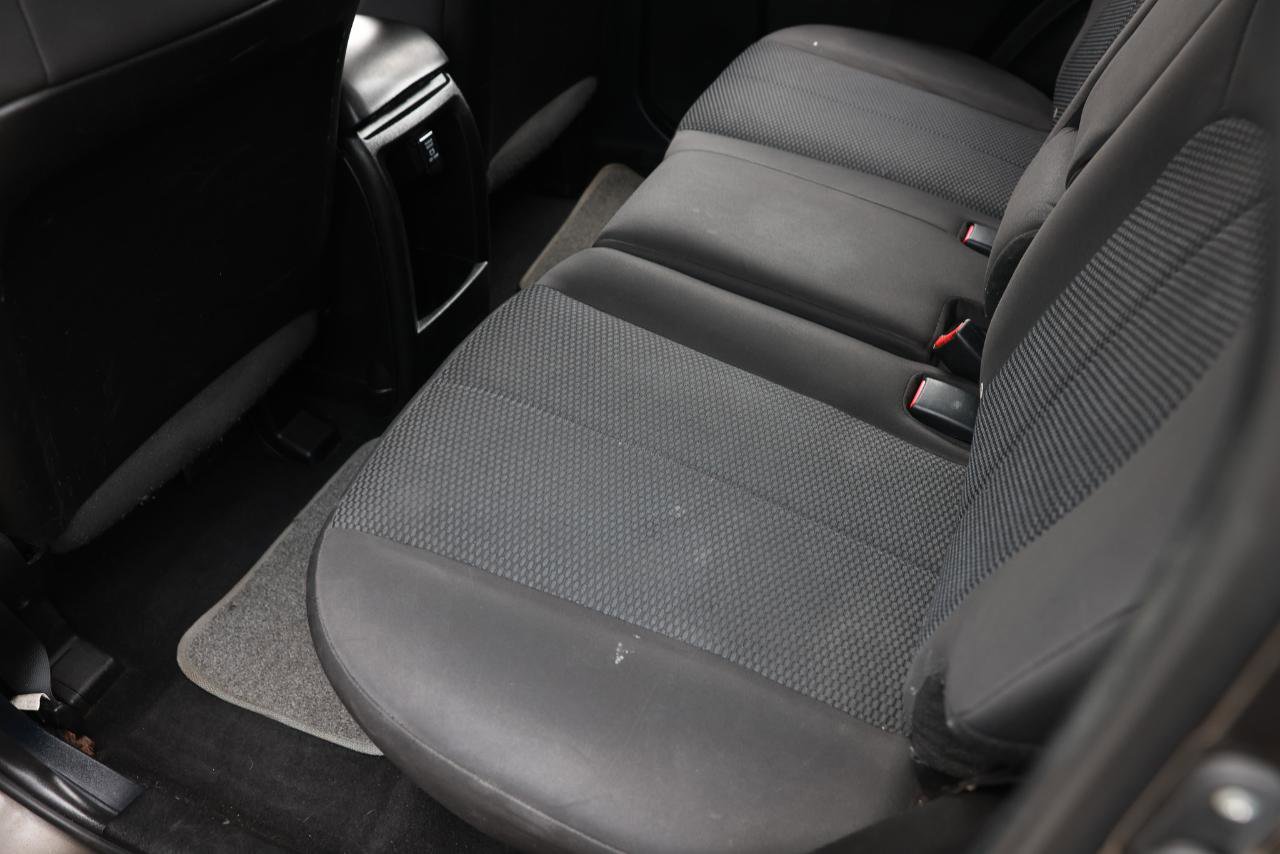 Used 2011 Mitsubishi Endeavor LS AWD/4WD image 8