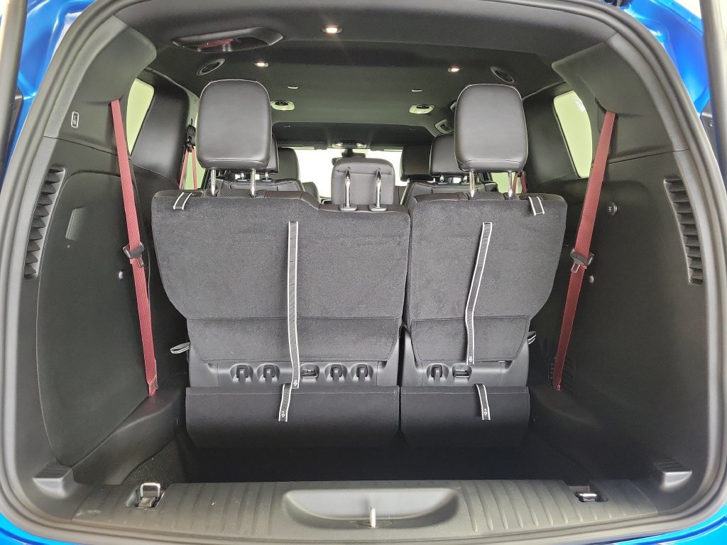 New 2027 Chrysler Pacifica Select FWD image 24