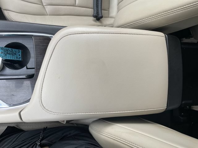 Used 2019 Buick Enclave Premium AWD/4WD image 17