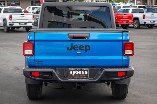 Used 2024 Jeep Gladiator Sport w/ Dual Top Group AWD/4WD image 4