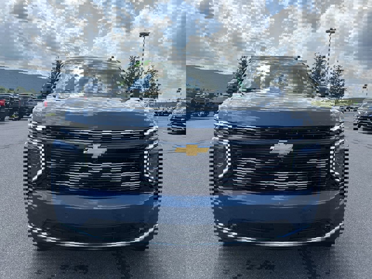 New 2025 Chevrolet Suburban High Country image 12