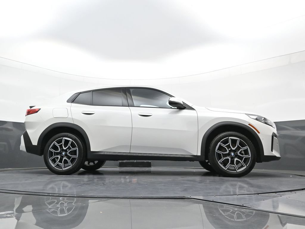 New 2026 BMW X2 xDrive28i w/ Technology Package AWD/4WD image 29