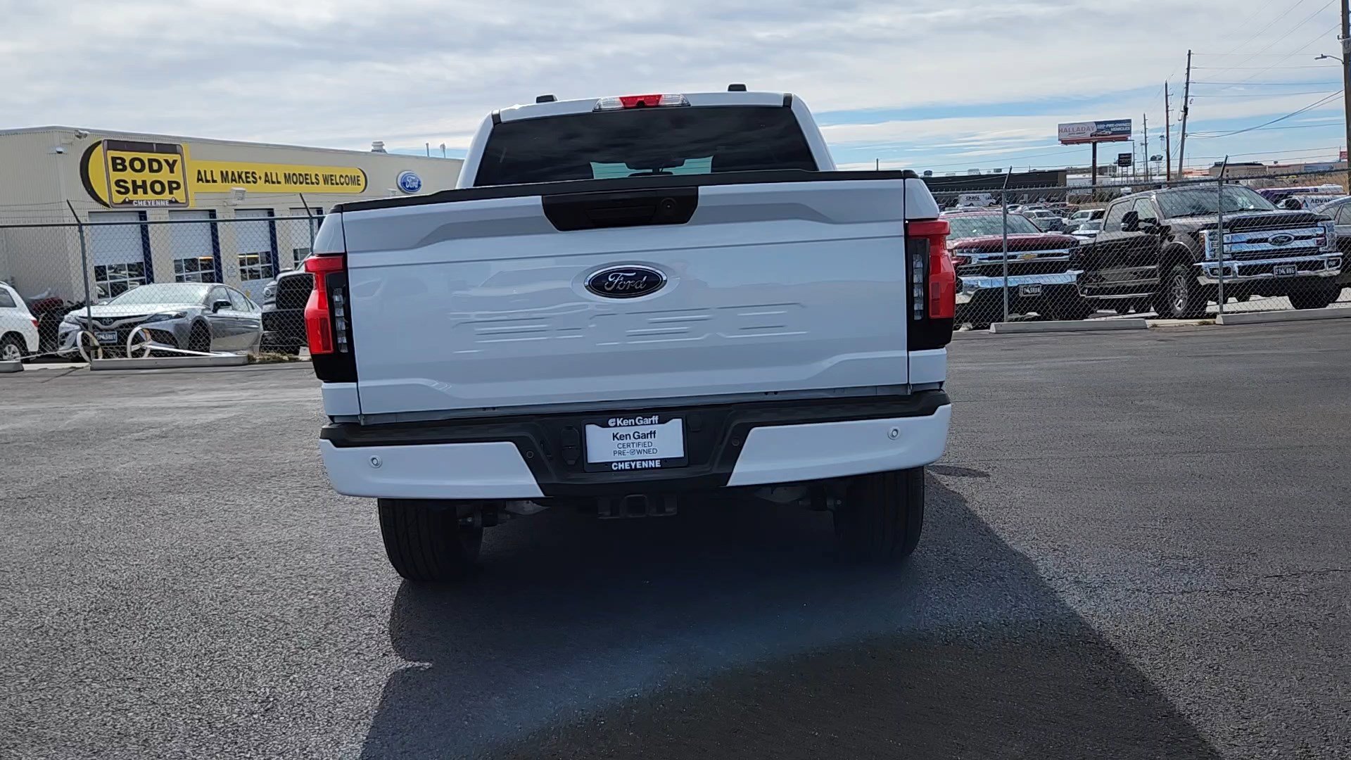 Used 2023 Ford F150 Lightning XLT image 3