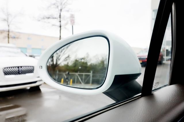 Used 2018 Porsche Macan Base image 52