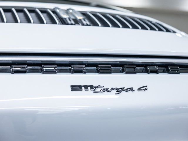 Certified 2024 Porsche 911 Targa 4 image 21