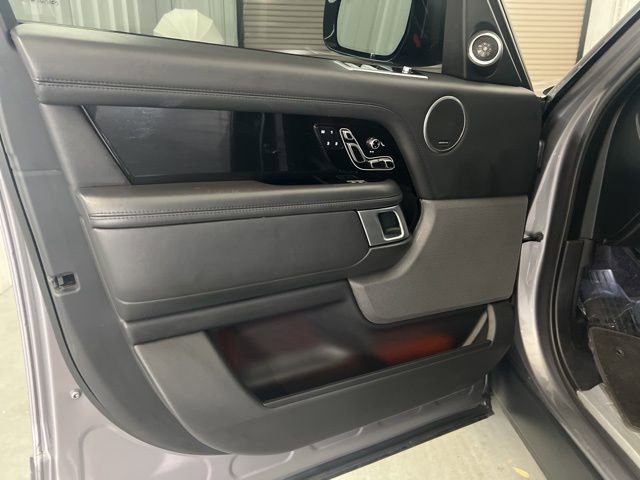 Used 2021 Land Rover Range Rover Westminster Edition image 9