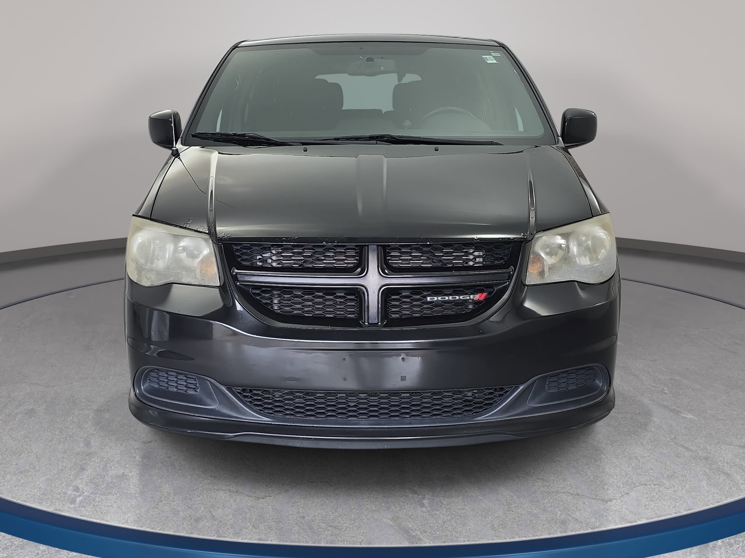 Used 2014 Dodge Grand Caravan SE FWD image 2