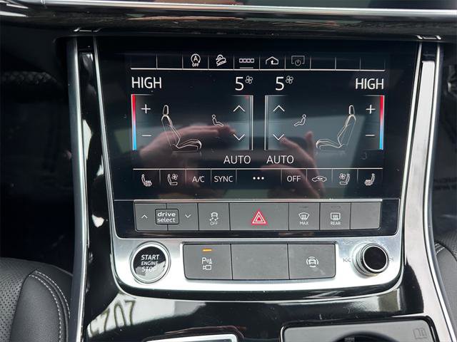 Certified 2025 Audi Q7 3.0T Premium Plus image 20
