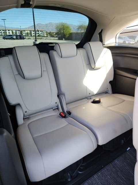 Certified 2025 Honda Odyssey Touring image 13