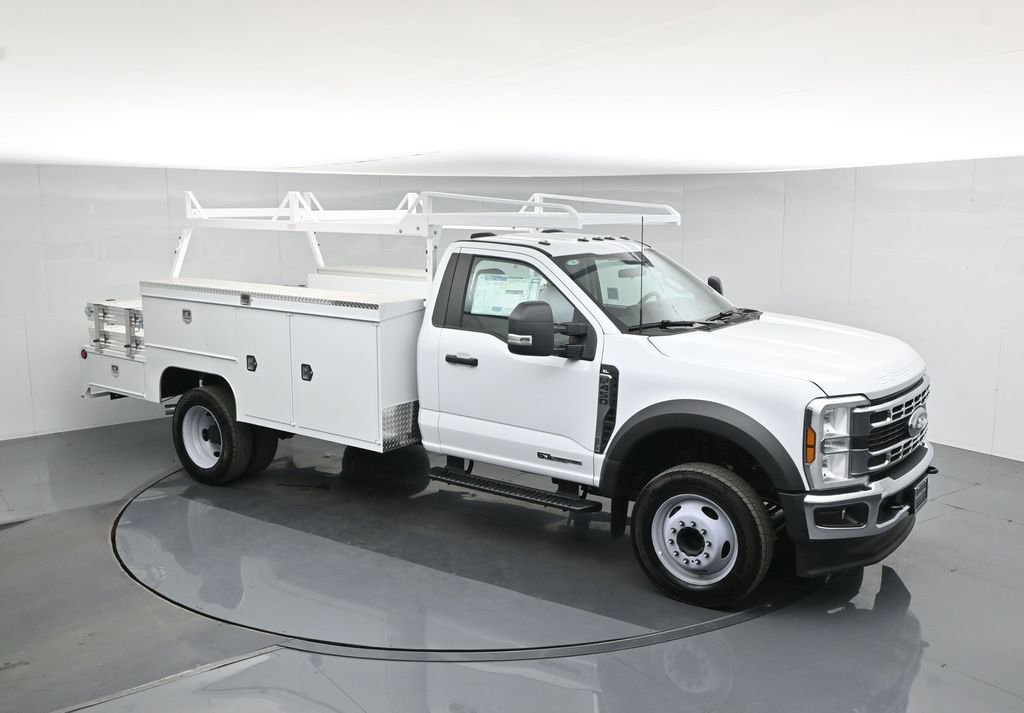 New 2025 Ford F450 XL w/ XL Chrome Package RWD image 46