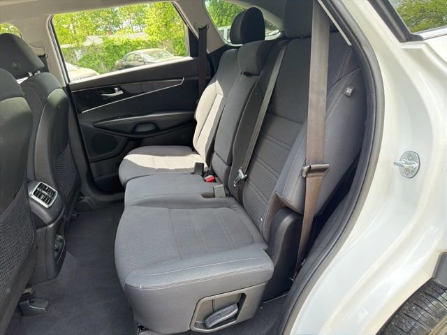 Used 2018 Kia Sorento LX AWD/4WD image 10