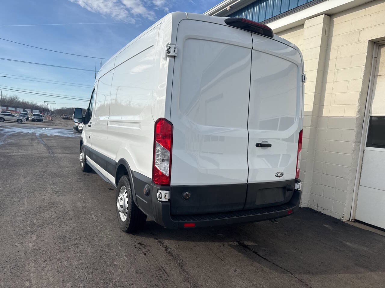 Used 2020 Ford Transit 250 Medium Roof AWD image 7