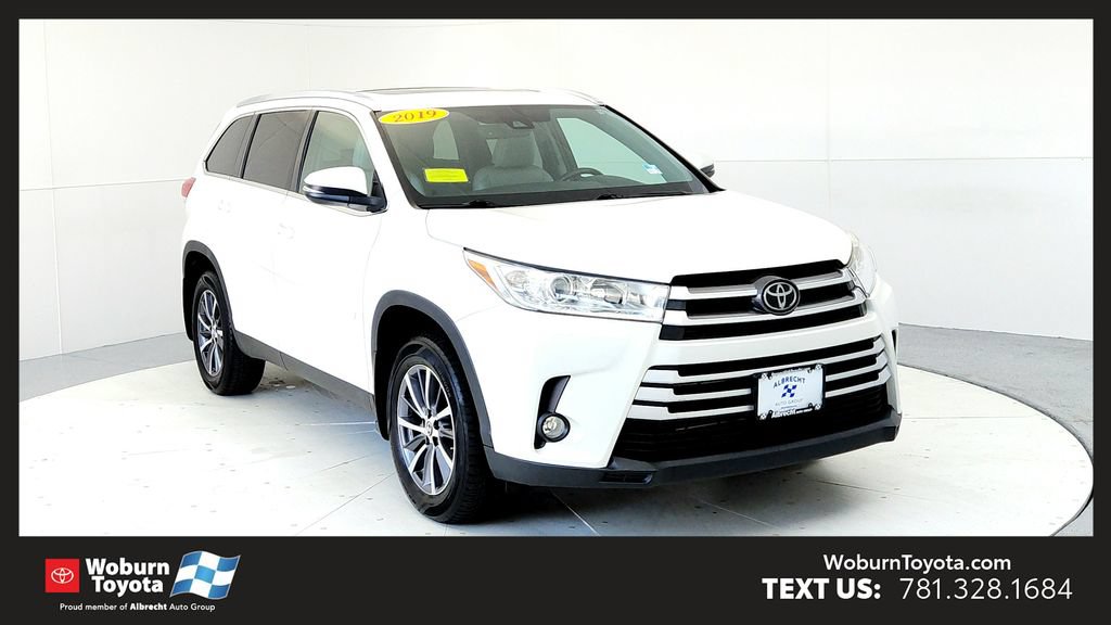 Used 2019 Toyota Highlander XLE w/ Protection Package #3