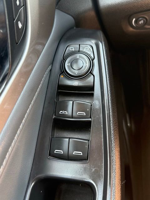 Used 2021 Chevrolet Traverse LT w/ LT Premium Package FWD image 20