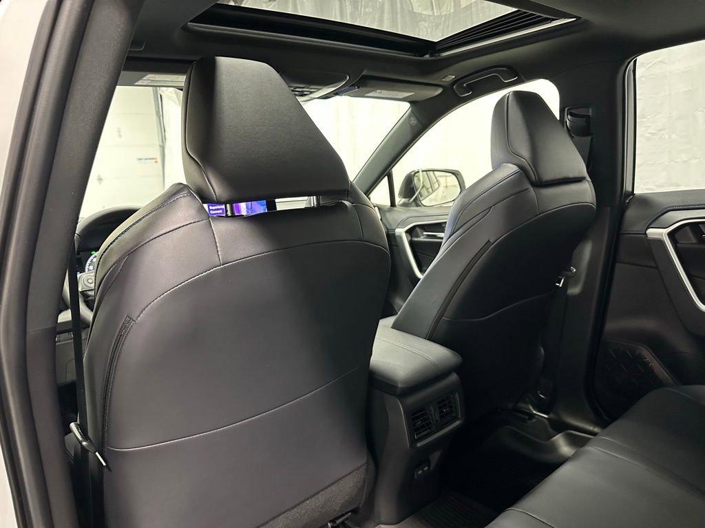Used 2025 Toyota RAV4 XSE w/ Weather Package image 49
