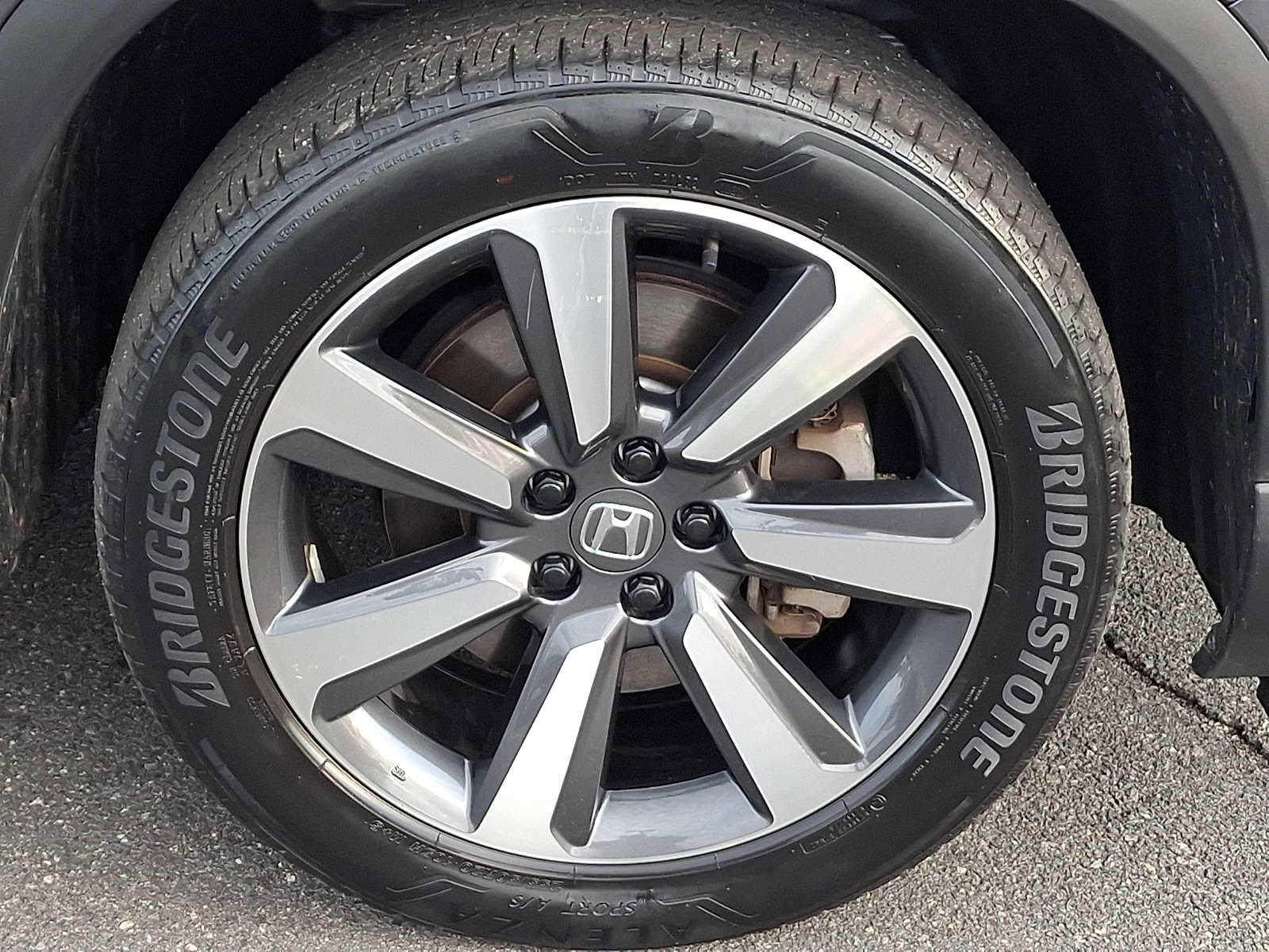 Used 2023 Honda Pilot Touring image 8