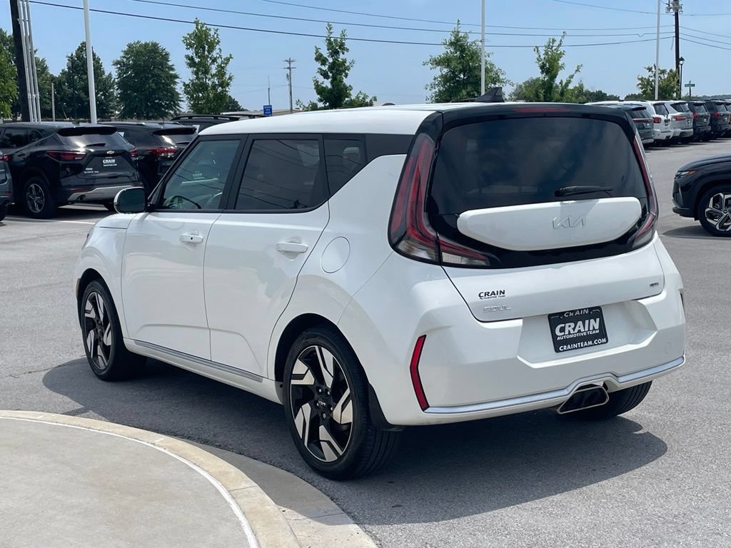 Certified 2023 Kia Soul GT-Line FWD image 5