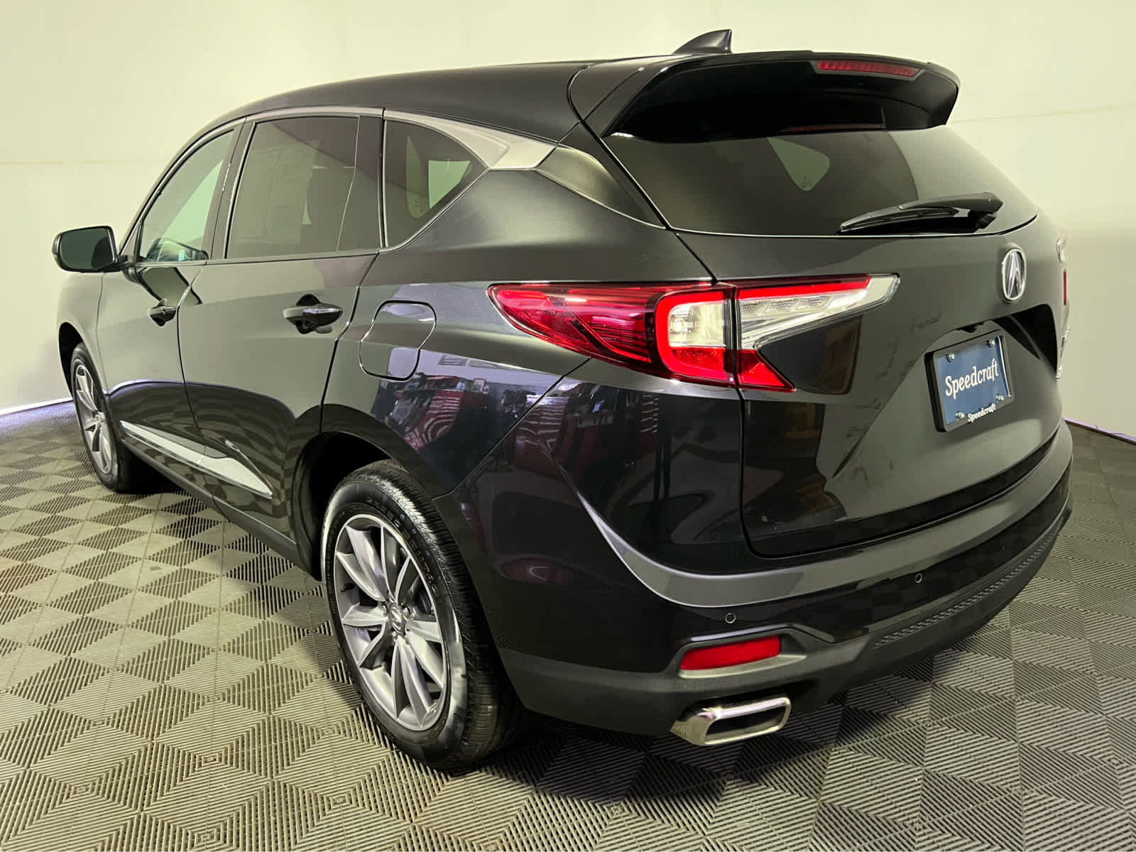 Certified 2024 Acura RDX SH-AWD w/ Technology Package image 5