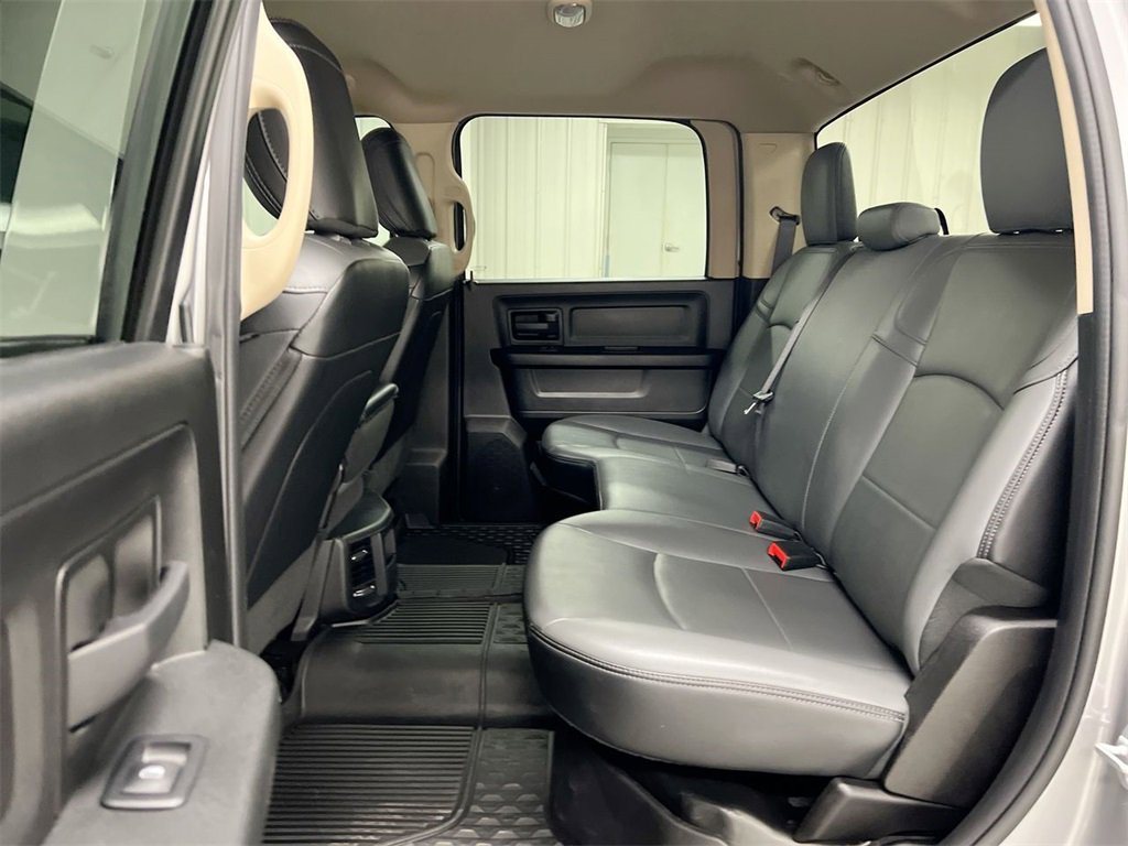 Used 2020 RAM 3500 Tradesman w/ Chrome Appearance Group image 22