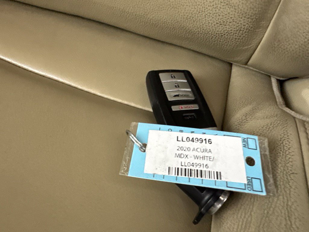 Used 2020 Acura MDX SH-AWD image 33