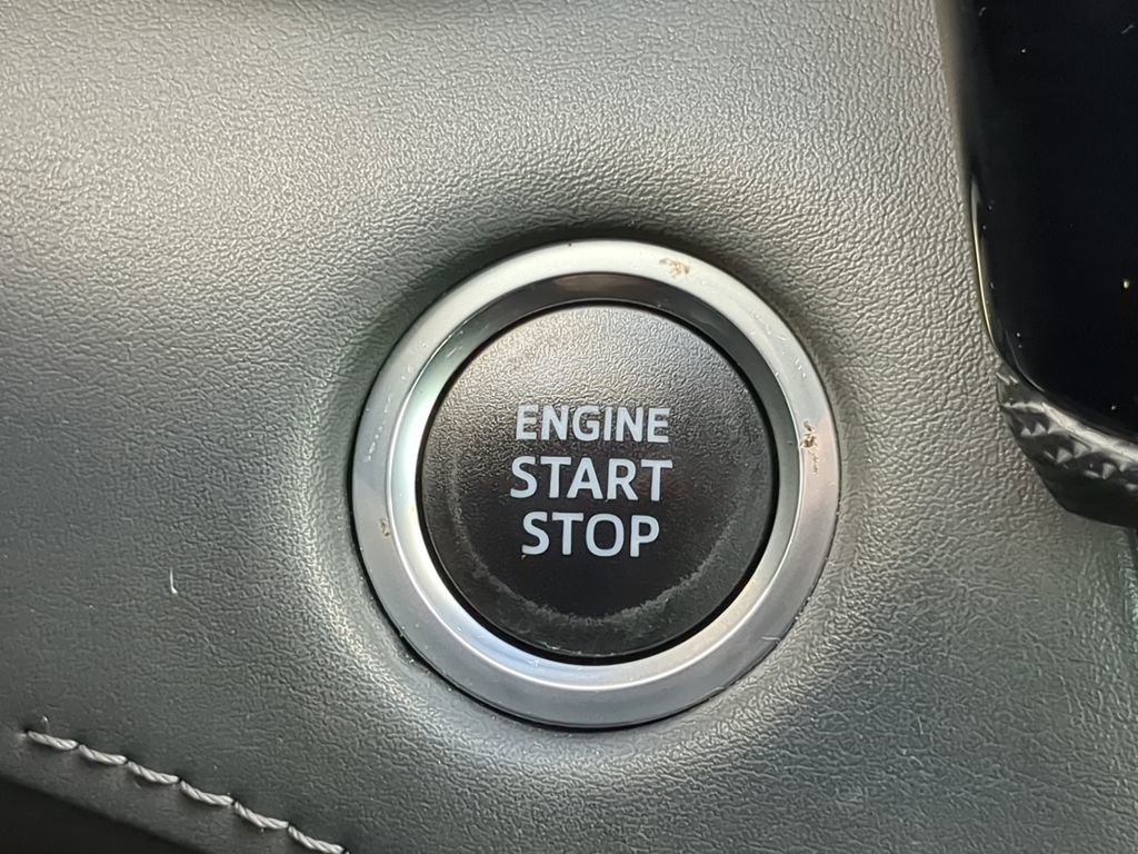 Used 2021 Toyota Highlander XSE image 32