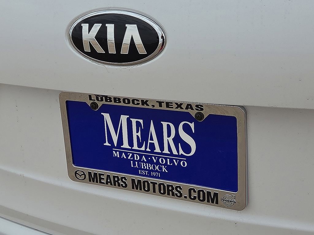 Used 2016 Kia Sorento LX image 13