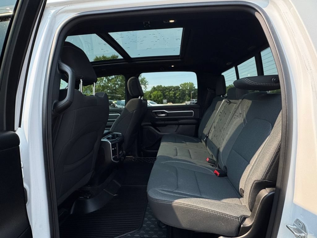 Used 2022 RAM 1500 Big Horn AWD/4WD image 35
