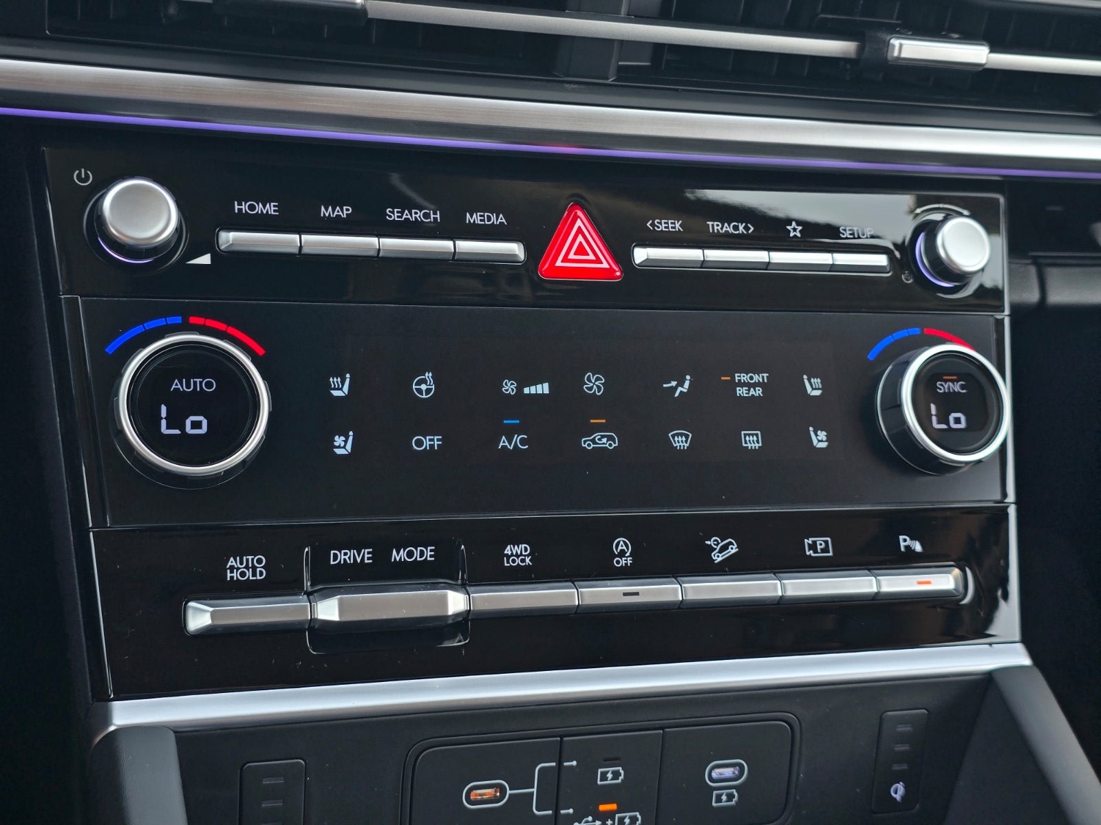 New 2027 Hyundai Santa Fe Limited AWD/4WD image 20