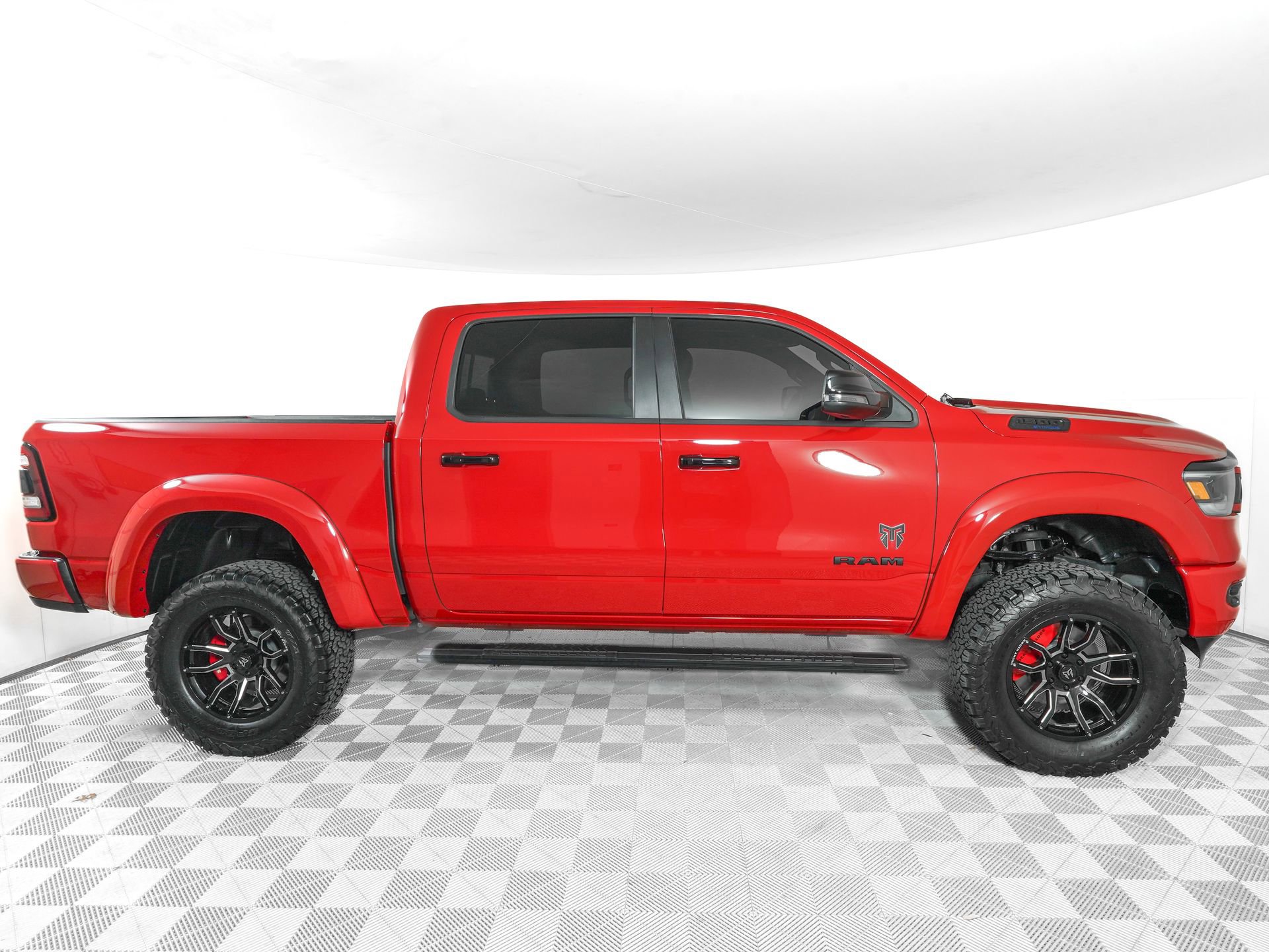 Used 2023 RAM 1500 Big Horn image 4