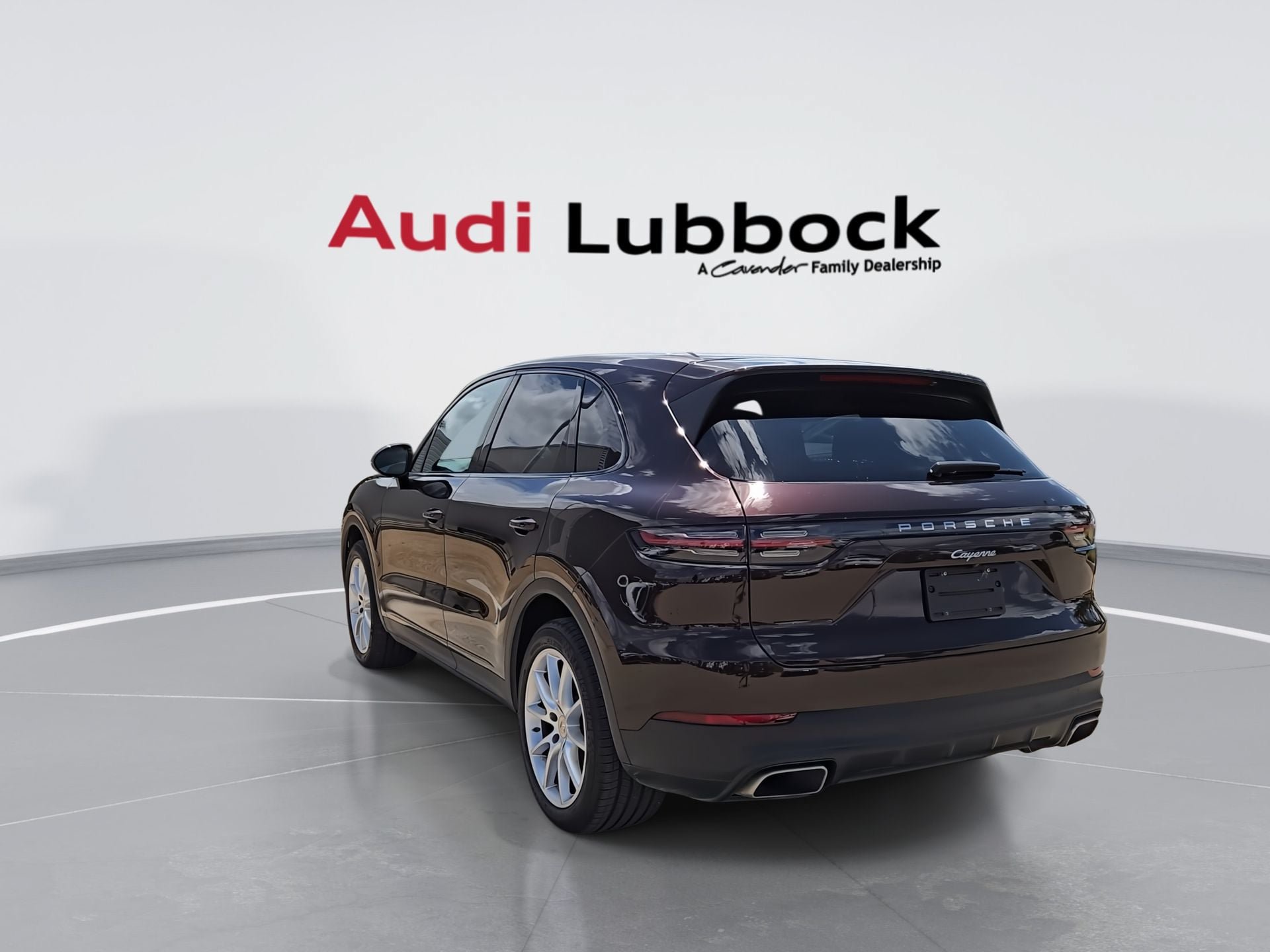 Used 2021 Porsche Cayenne AWD/4WD image 7